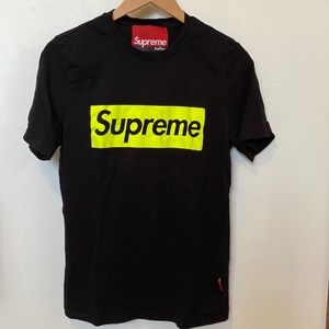 Black Supreme italfigo T-shirt